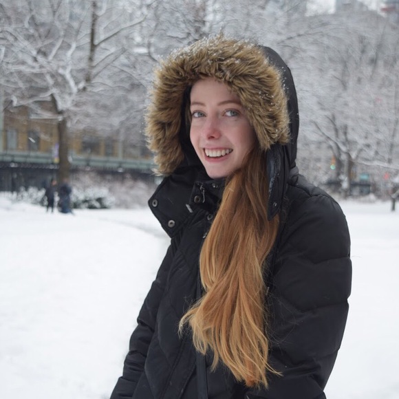 Meet your Posher, Ava - Picture 2 of 4